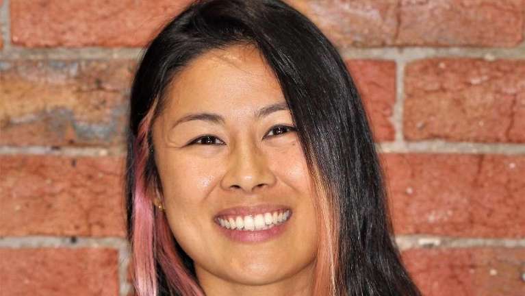 headshot of dr emmy li | dentist clifton hill vic